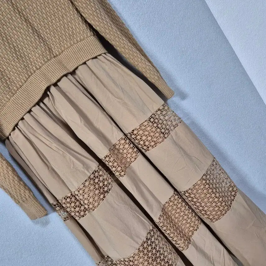 [BUNJANG] Layered Punching Knit Dress (Size 66) / 레이어드 펀칭 니트원피스 66