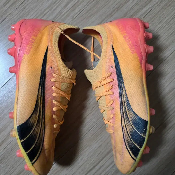 [BUNJANG] Puma Ultra MG Soccer Cleats / 푸마 울트라 MG 260 판매해요
