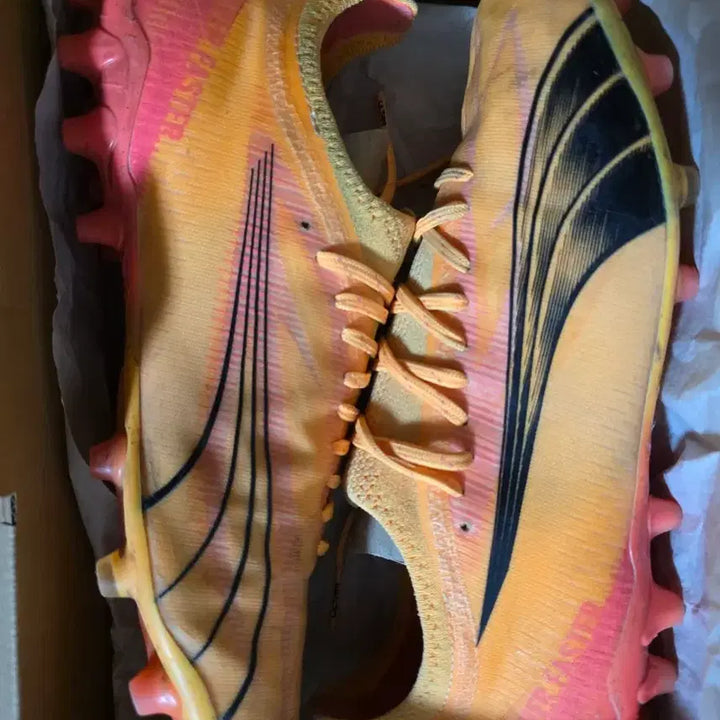 [BUNJANG] Puma Ultra MG Soccer Cleats / 푸마 울트라 MG 260 판매해요