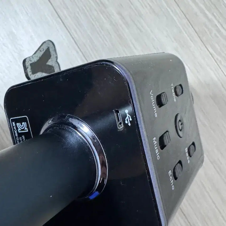 [BUNJANG] BT21 Shooky Bluetooth Microphone / BTS BT21 블루투스 마이크 (슈키)