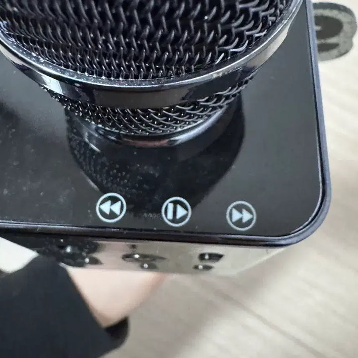 [BUNJANG] BT21 Shooky Bluetooth Microphone / BTS BT21 블루투스 마이크 (슈키)