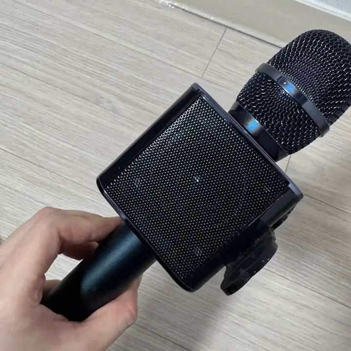 [BUNJANG] BT21 Shooky Bluetooth Microphone / BTS BT21 블루투스 마이크 (슈키)