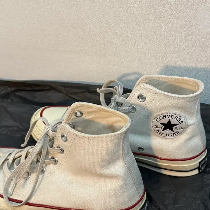 [BUNJANG] Converse Chuck 70 High Ivory Sneakers / (245) 컨버스 척70 하이 아이보리