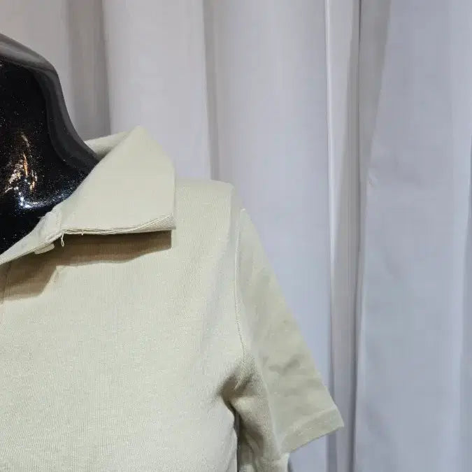 [BUNJANG] Short Collar Pale Green T-Shirt / 쇼트 카라 연그린 반팔