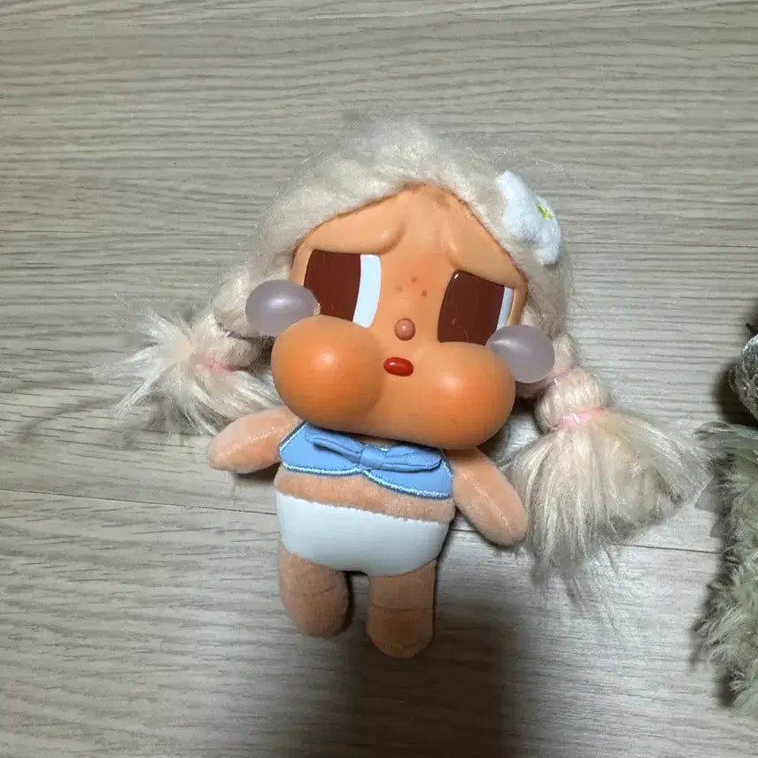 [BUNJANG] POP MART CRY BABY Blonde Twin Tail Doll Keyring / CRY BABY 인형 키링 금발 트윈테일