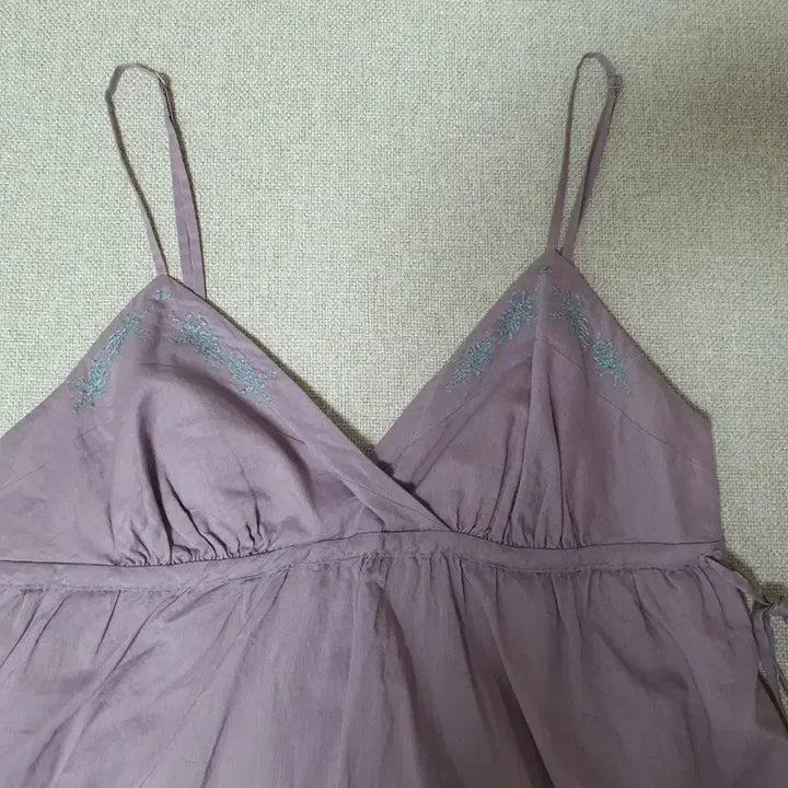 [BUNJANG] Zadig &amp; Voltaire Lavender Embroidered Cami Top / 쟈딕앤볼테르 끈탑