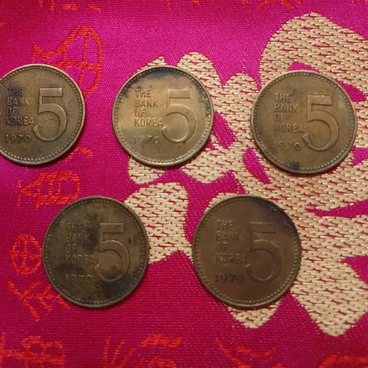 [BUNJANG] Bank of Korea 5 Won Coins (1970) Bundle Set / 1970년 한국은행 5원 동전 5개 일괄