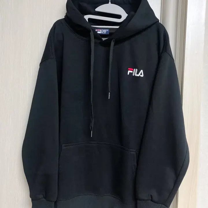 [BUNJANG] Fila Black Hooded Sweatshirt / 휠라 블랙 후드티