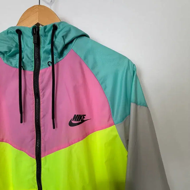 [BUNJANG] Nike Windbreaker Jacket / 나이키 바람막이 점퍼