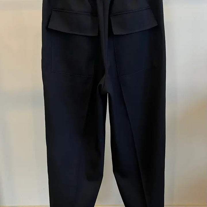 [BUNJANG] Jil Sander Tapered Gabardine Pants / 질샌더 폴리에스터 개버딘 테이퍼드 팬츠(정품)