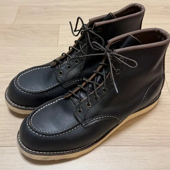 [SOLD OUT] 레드윙 목토 8849 블렉프레리 차심가죽