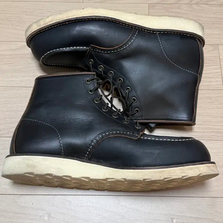 [SOLD OUT] 레드윙 목토 8849 블렉프레리 차심가죽