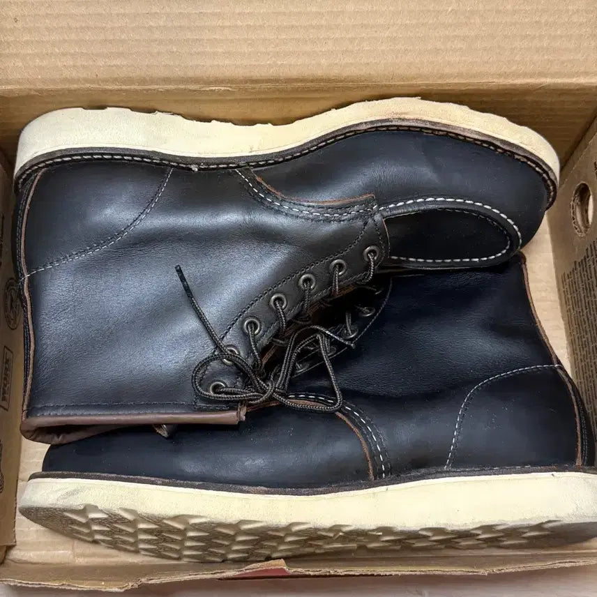 [SOLD OUT] 레드윙 목토 8849 블렉프레리 차심가죽