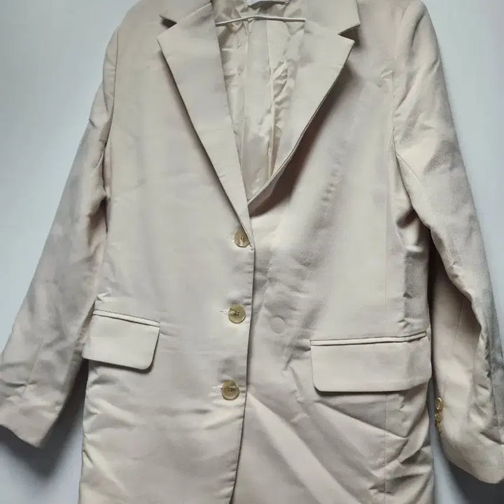 [BUNJANG] LAURENHI Ivory Blazer / LAURENHI 로렌하이 아이보리 블레이저
