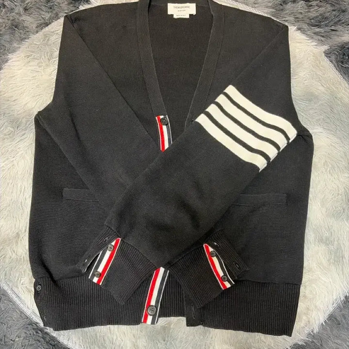 [SOLD OUT] 톰브라운 밀라노스티치 가디건 2사이즈