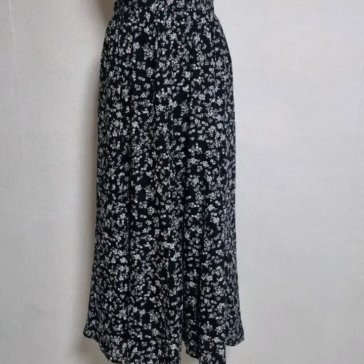 [BUNJANG] LS1 Black Floral Long Skirt / LS1 블랙 플라워 롱 스커트