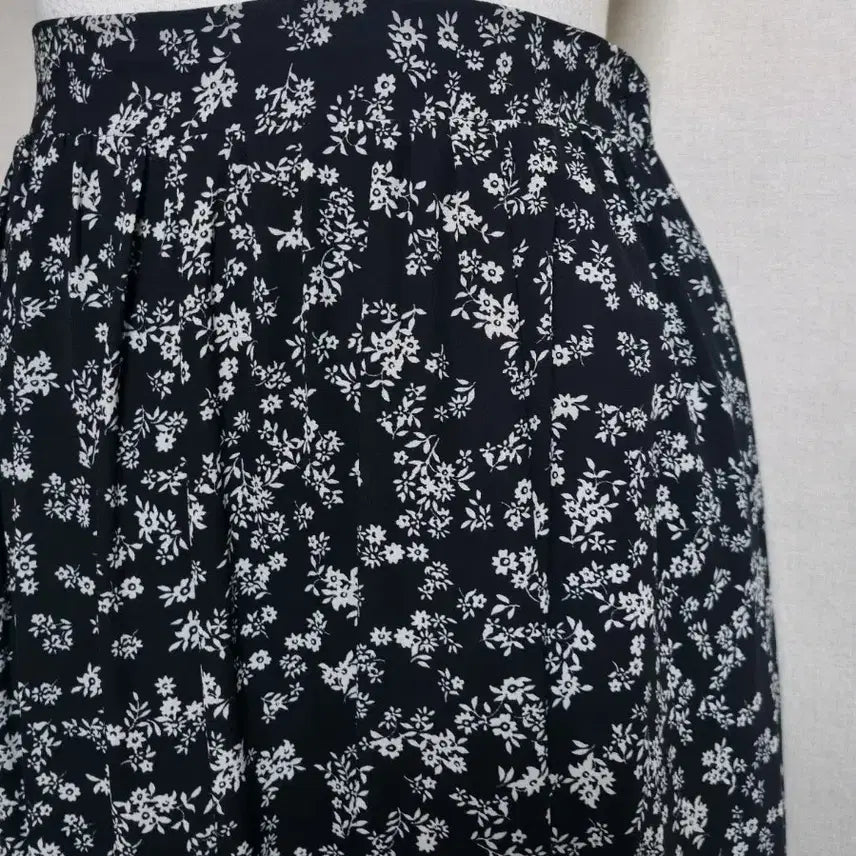 [BUNJANG] LS1 Black Floral Long Skirt / LS1 블랙 플라워 롱 스커트