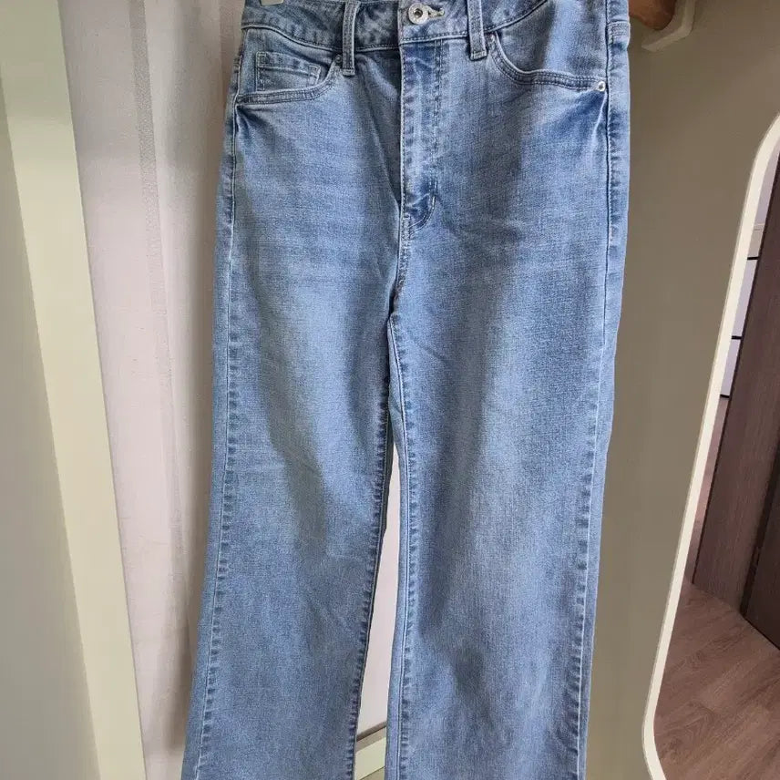 [BUNJANG] Guess Light Wash Wide Leg Denim Pants / 게스 연청데님팬츠