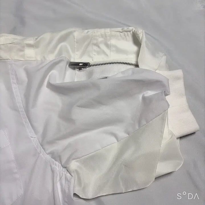 [SOLD OUT] 사카이 화이트 반팔 셔츠 2
