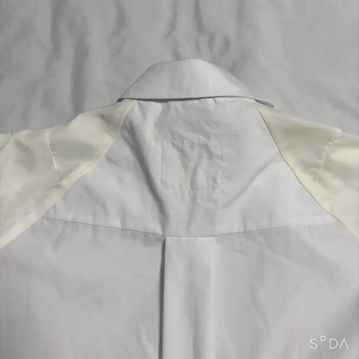 [SOLD OUT] 사카이 화이트 반팔 셔츠 2