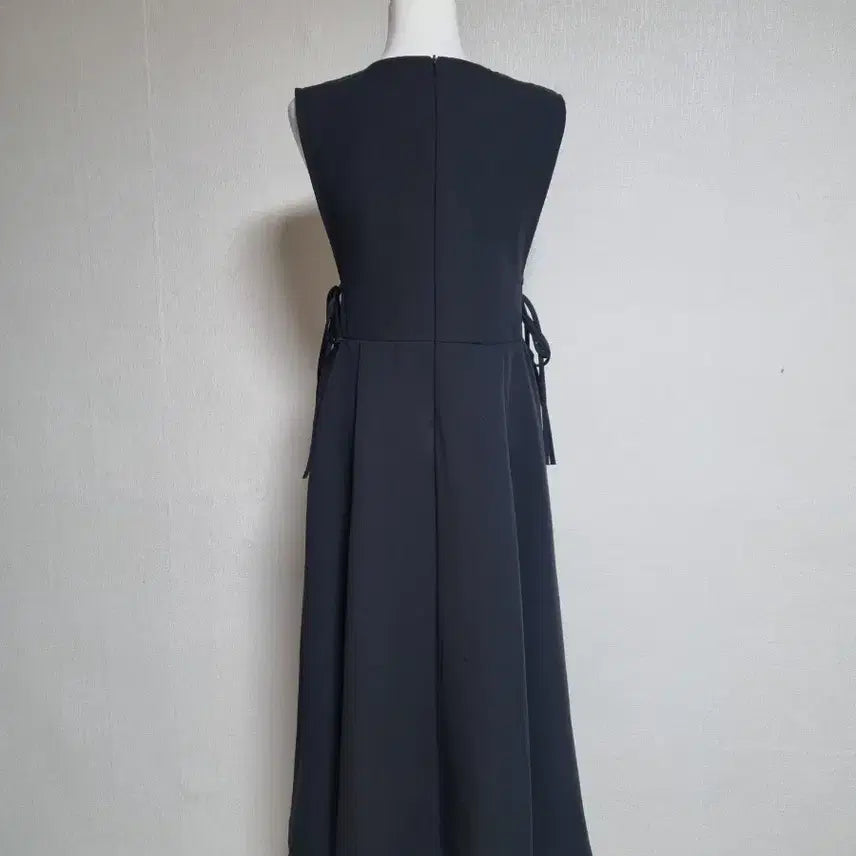 [BUNJANG] Black Sleeveless Long Dress / L256 블랙 민소매 롱 원피스