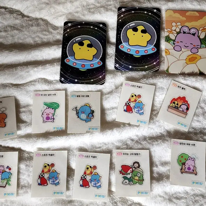 [BUNJANG] Pixelly Sticker &amp; Photocard Bundle Set / 픽셀리 띠부실&amp;포카 일괄