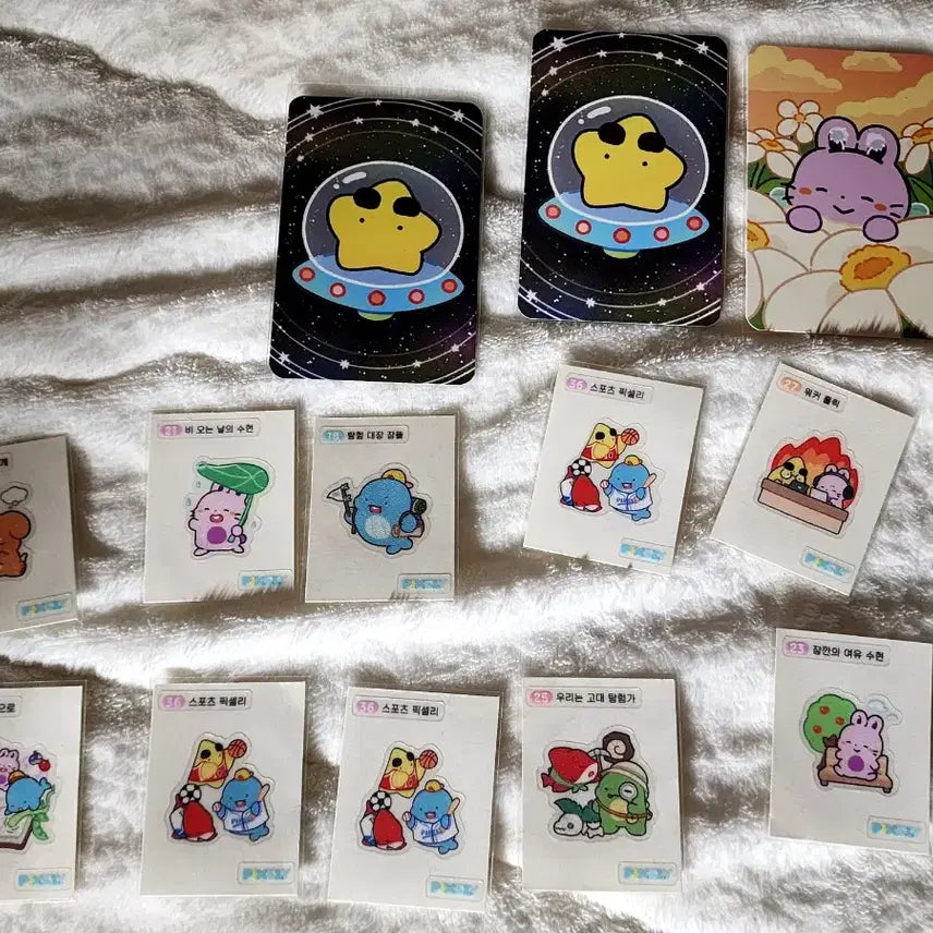 [BUNJANG] Pixelly Sticker &amp; Photocard Bundle Set / 픽셀리 띠부실&amp;포카 일괄