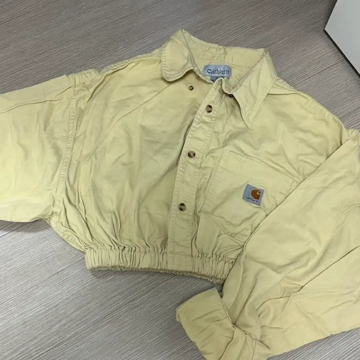 [SOLD OUT] 칼하트 빈티지 크롭셔츠 xl