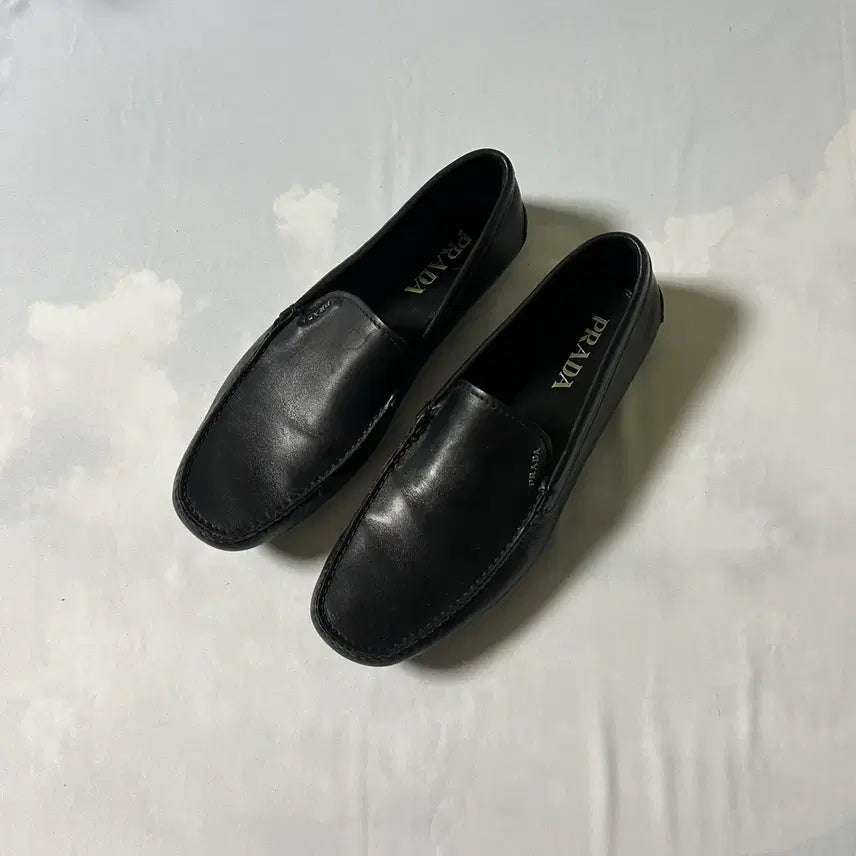 [BUNJANG] Prada sports slip on loafers / Prada sports slip on loafers
