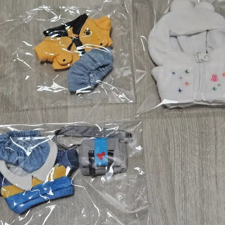 [BUNJANG] BTS Jungkook Kookddoogi Outfit Set / 정국 꾹뚜기 단결뚜기+옷 세트