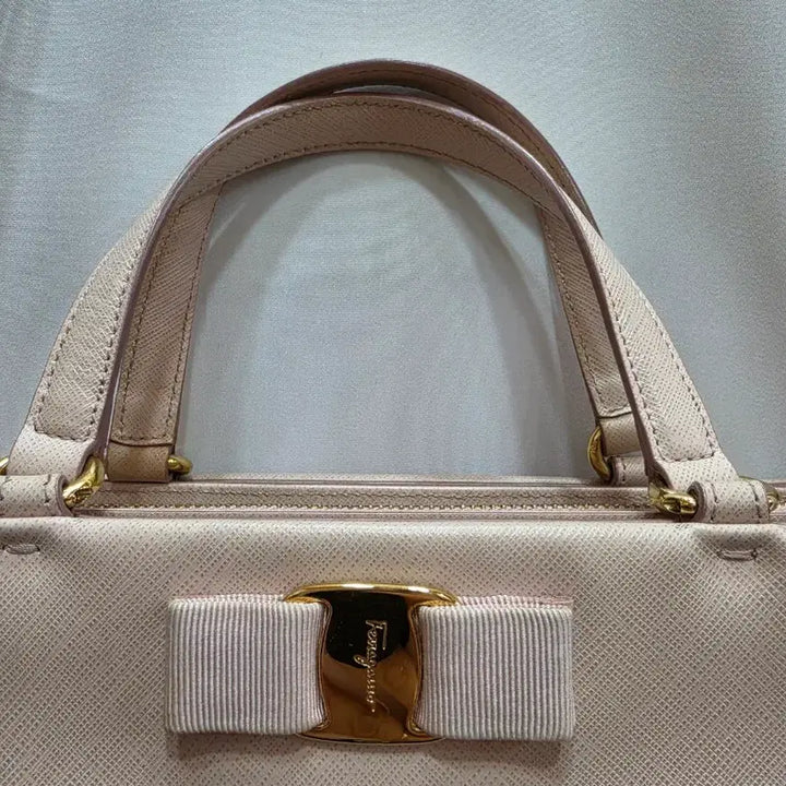 [BUNJANG] Ferragamo Vera Ribbon Shoulder Bag / (정품)페라가모 베라 리본 핑크 베이지 숄더백