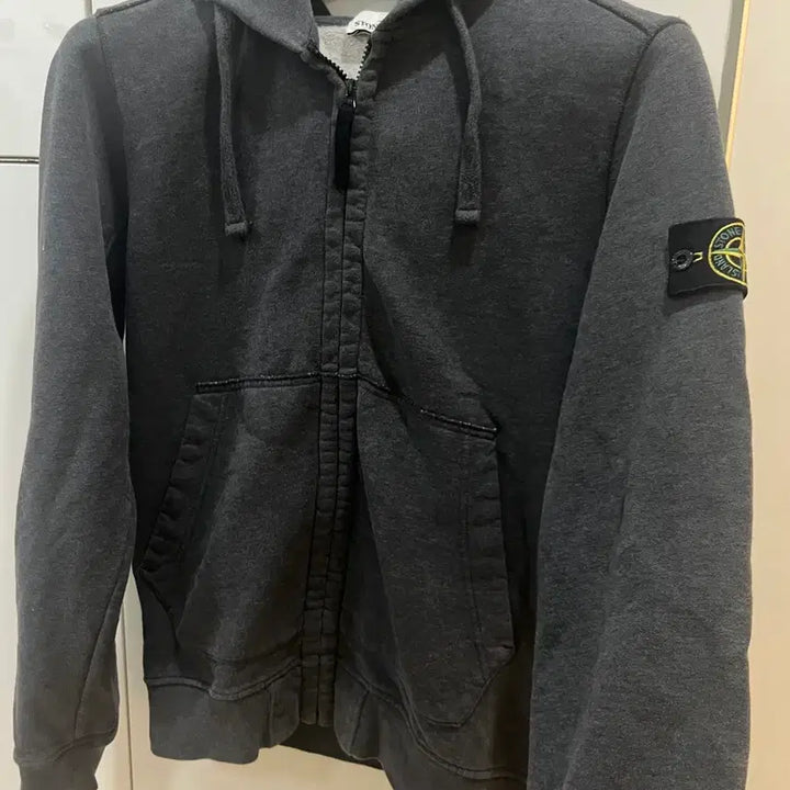 [BUNJANG] Stone Island Charcoal Hooded Zip-up M / 스톤아일랜드 차콜후드집업 M