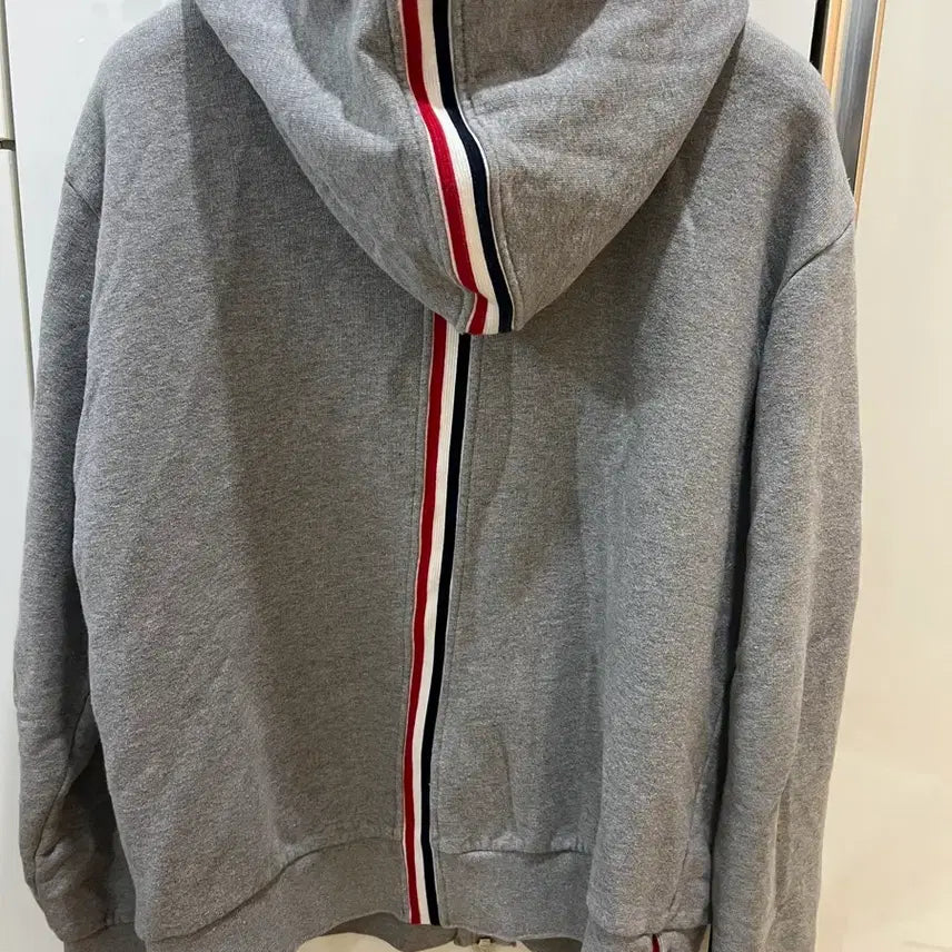 [BUNJANG] Thom Browne Gray Hooded Zip-up Jacket / 톰브라운 백삼선 그레이후드집업 3사이즈