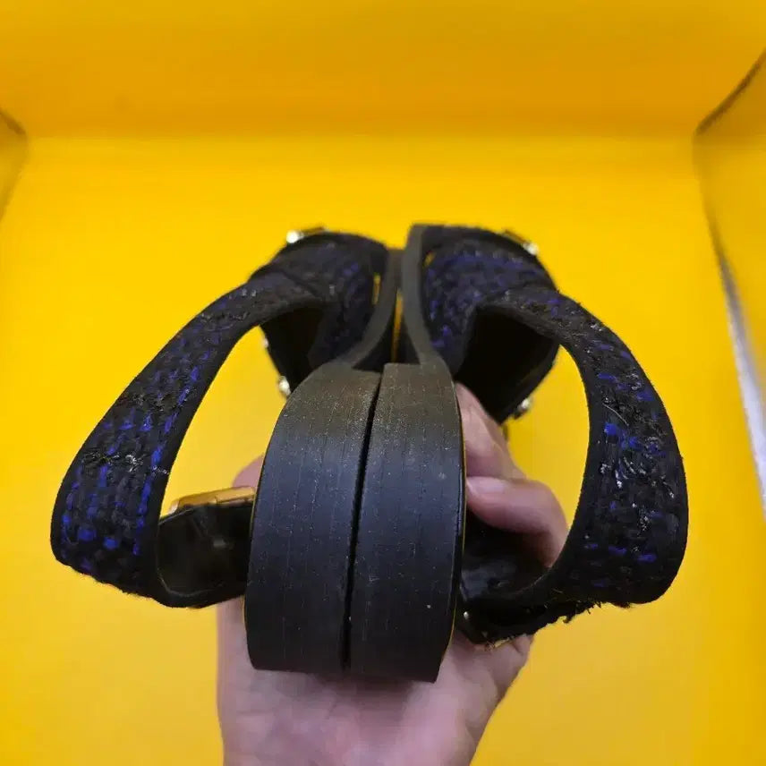 [SOLD OUT] 찰스앤키즈 트위드 보석 샌들 36(235)