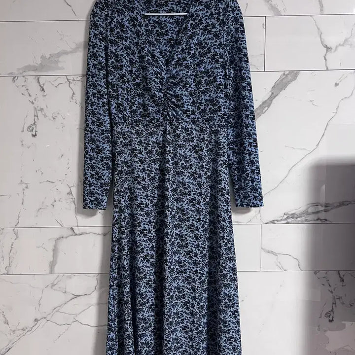 [BUNJANG] Mango Floral V-neck Shirred Maxi Long Dress / 망고 꽃무늬 플라워 브이넥 셔링 맥시 롱 원피스