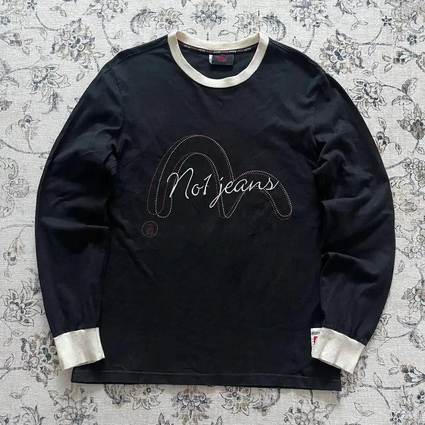 [SOLD OUT] m 에비수 빅로고 롱슬리브 티셔츠 검정