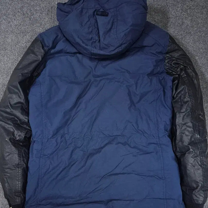 [BUNJANG] MLB New York Yankees Arm Leather Padded Jacket / MLB 뉴욕양키즈 암레더 패딩 점퍼 자켓