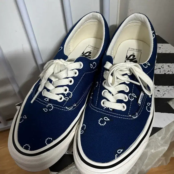 [BUNJANG] Vans Vault OG Era LX Paisley Sneakers / (255) 반스 볼트 OG 에라 LX 페이즐리