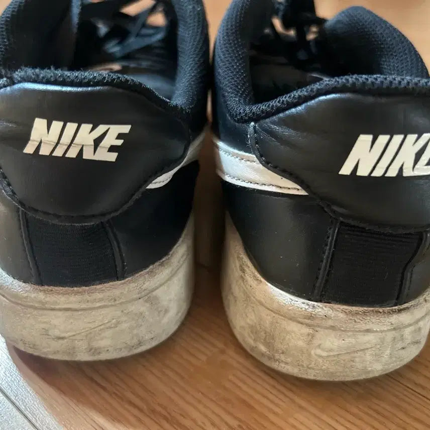 [BUNJANG] Nike Black Sneakers / 나이키 블랙 스니커즈 운동화