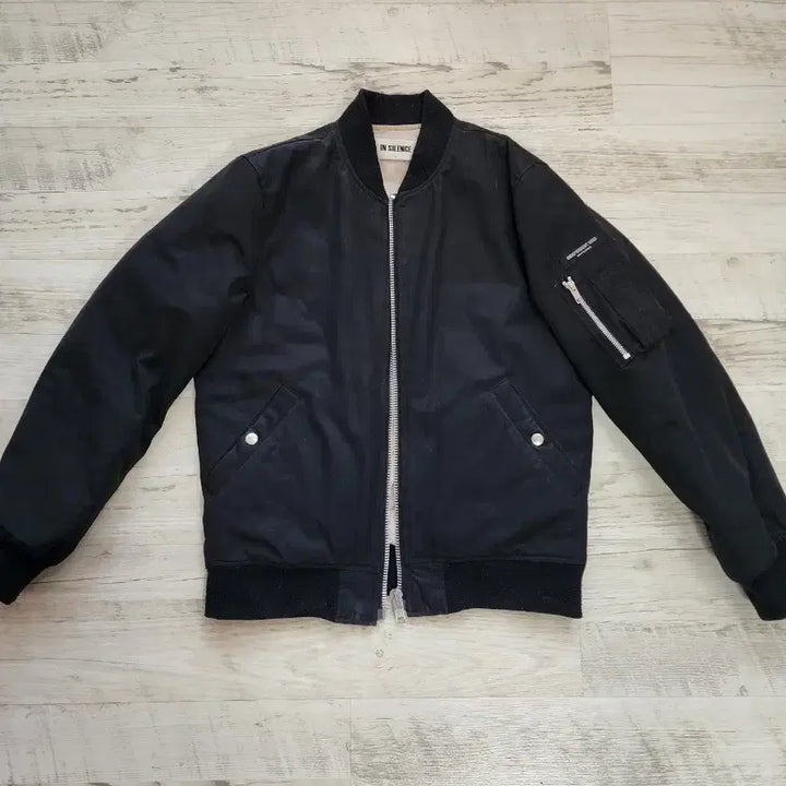 [BUNJANG] IN SILENCE MA-1 Bomber Jacket / IN SILENCE 인사일런스 MA-1 봄버 자켓 M(100) 항공 점퍼