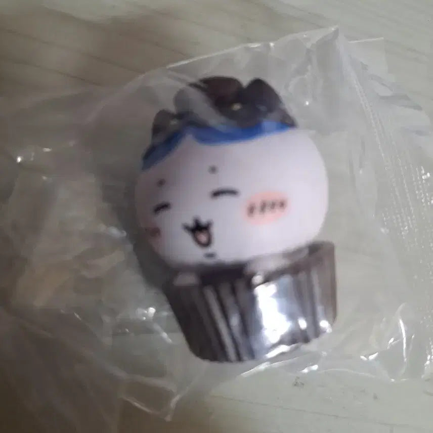 [BUNJANG] Garmapulpor Garmakcupcake Figure / 먼작귀 가르마 컵케이크 피규어
