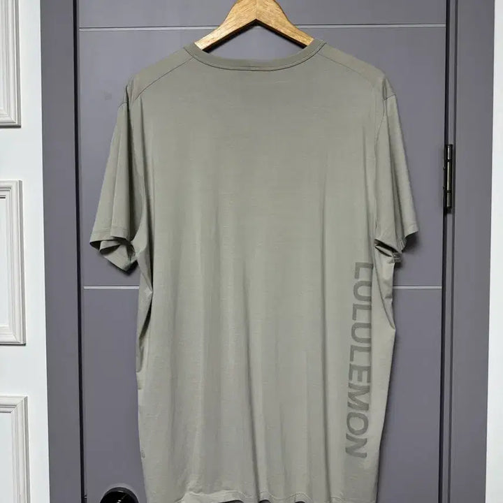 [SOLD OUT] 룰루레몬 남성 반팔티셔츠 105 XL