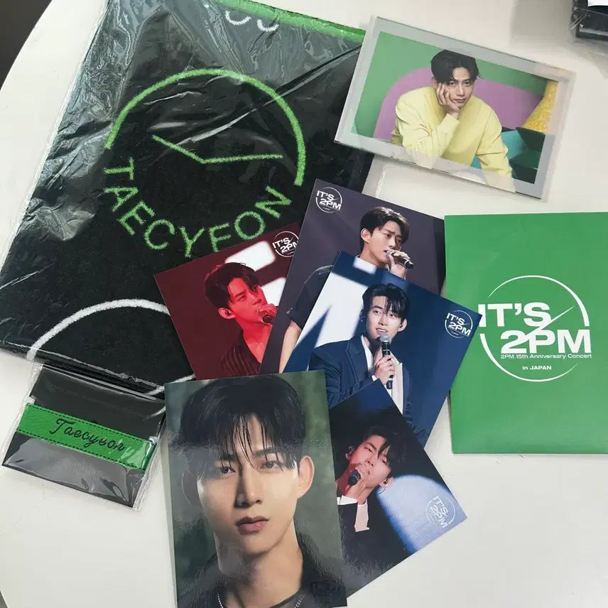 [BUNJANG] 2PM Ok Taecyeon 15th Anniversary Goods Bundle / 옥택연 타올, 팔찌, 랜덤포토 (2PM)