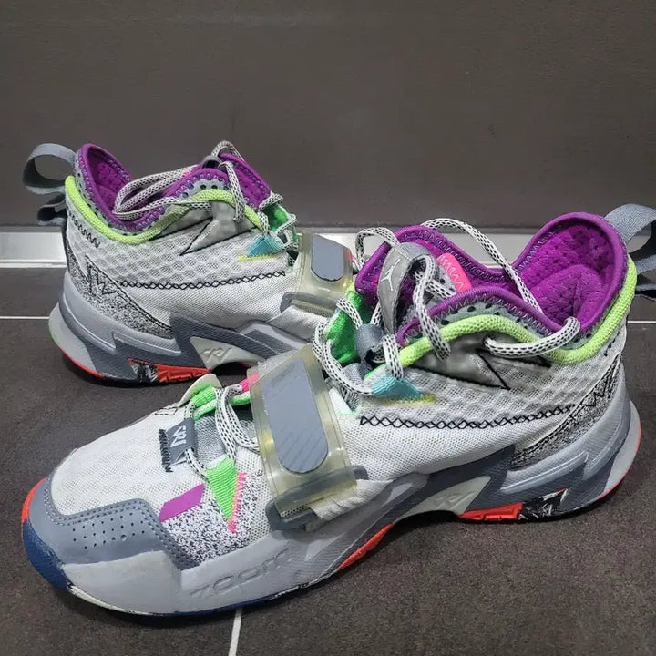 [BUNJANG] Nike Jordan Why Not Zer0.3 Basketball Shoes / 나이키 조던 와이낫제로3 270