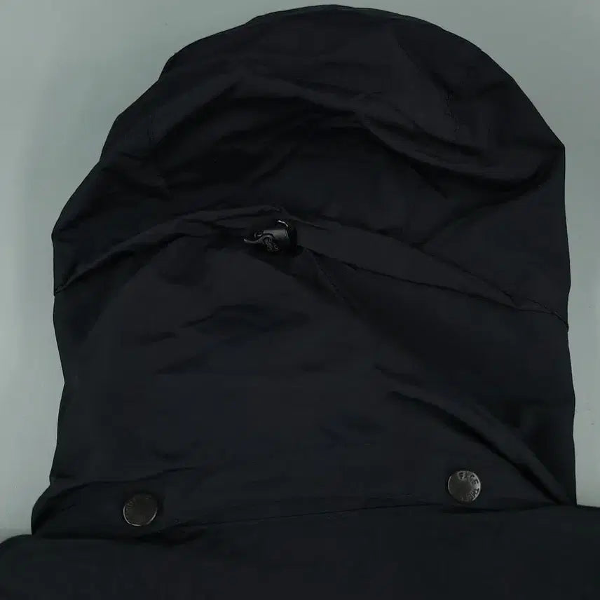 [BUNJANG] The North Face Black White Logo Spellout Hidden Zipper Nylon Challenge Windbreaker L / 라코스테 그레이 블랙 크록로고 코튼 스웻 바시티 블루종 캐주얼자켓 WOM