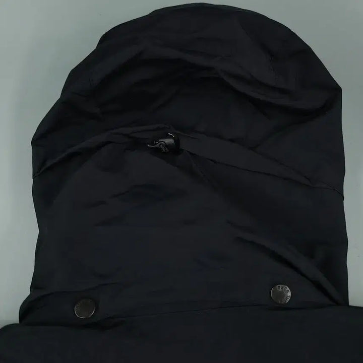 [BUNJANG] The North Face Black White Logo Spellout Hidden Zipper Nylon Challenge Windbreaker L / 라코스테 그레이 블랙 크록로고 코튼 스웻 바시티 블루종 캐주얼자켓 WOM
