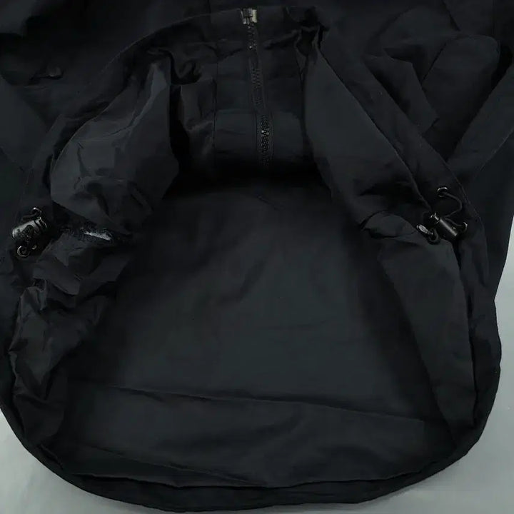 [BUNJANG] The North Face Black White Logo Spellout Hidden Zipper Nylon Challenge Windbreaker L / 라코스테 그레이 블랙 크록로고 코튼 스웻 바시티 블루종 캐주얼자켓 WOM