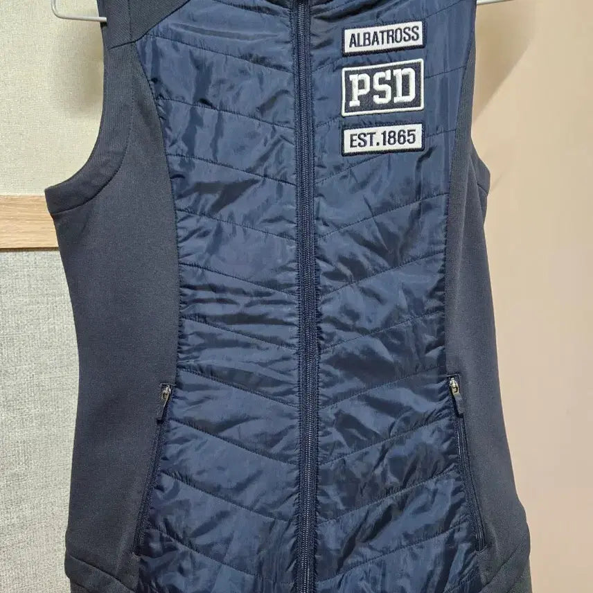 [BUNJANG] ALBATROSS PSD Navy Padded Vest / ALBATROSS PSD 패딩 조끼 네이비