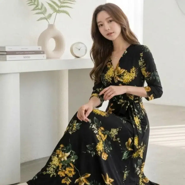 [SOLD OUT] 플라워 랩 롱 원피스 슬림핏 브이넥 꽃무늬 휴양지룩ㅡ무배