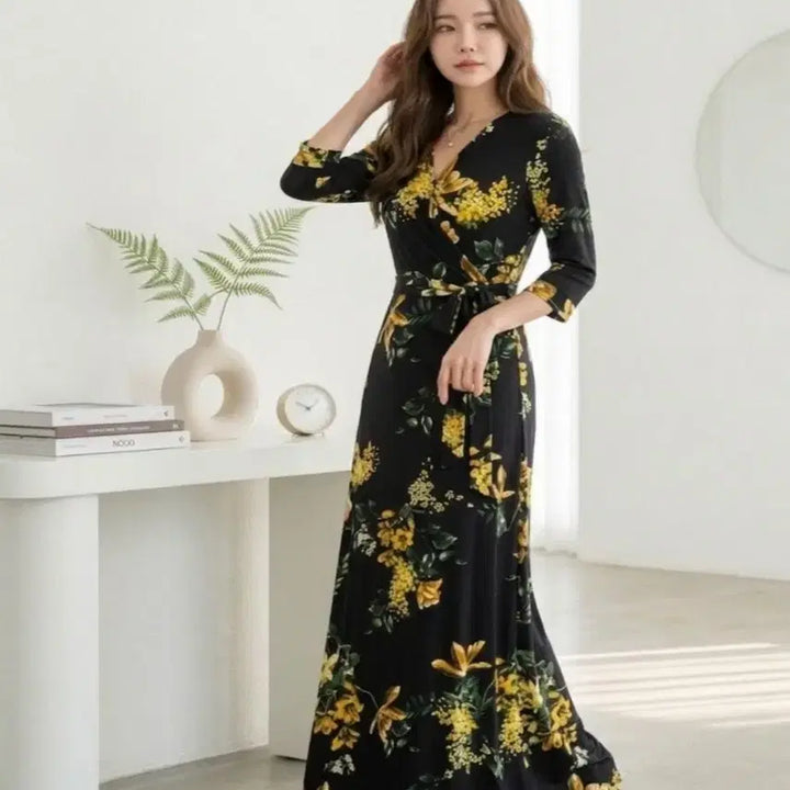 [SOLD OUT] 플라워 랩 롱 원피스 슬림핏 브이넥 꽃무늬 휴양지룩ㅡ무배